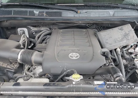 2016 Toyota Tundra Sr5 5.7L V8 z USA, uszkodzony, nr VIN 5TFEW5F13GX204536